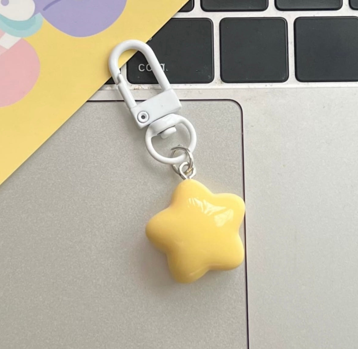 Star plump phone case charm